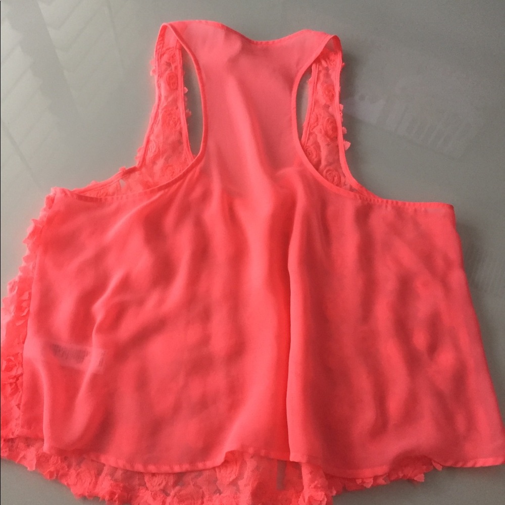 Top - Picture 4 of 4